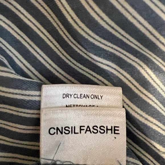 BCBG MAXAZRIA blouse, size M, stripes - Picture 5 of 6